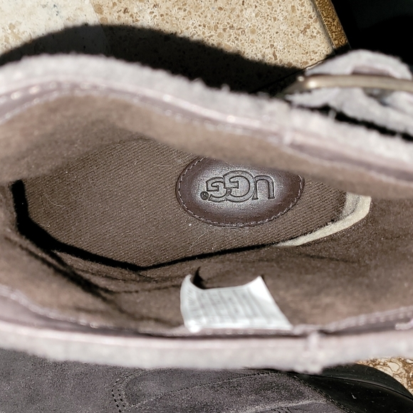 Ugg Men's Lancing Stout distressed suede full grain leather brown boots.… - Picture 10 of 11